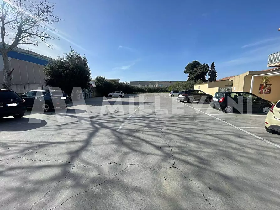 Immagine 3 di Attività commerciale in vendita  in Via Fallira a Ragusa