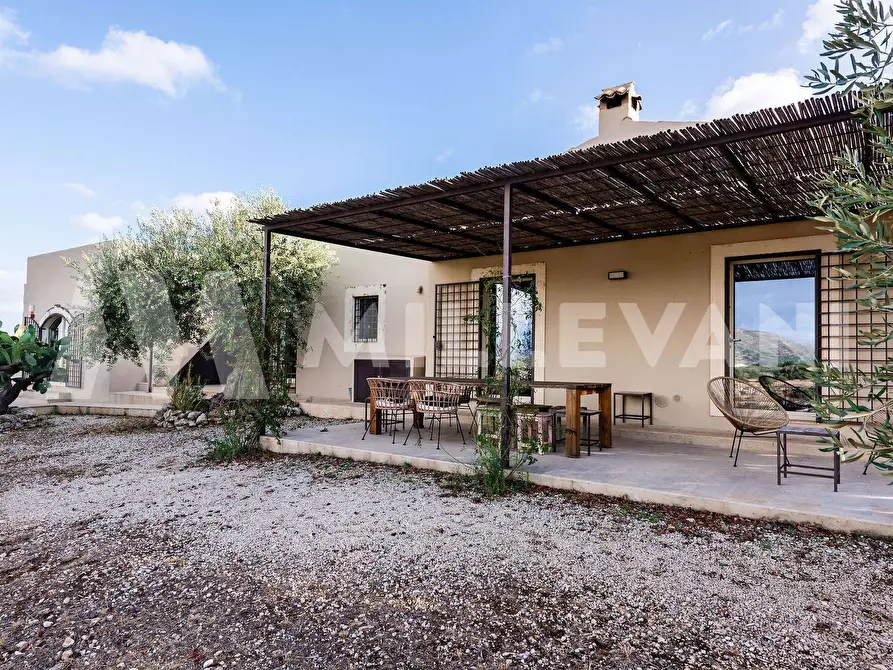 Immagine 9 di Villa in vendita  in contrada pantarello a Noto