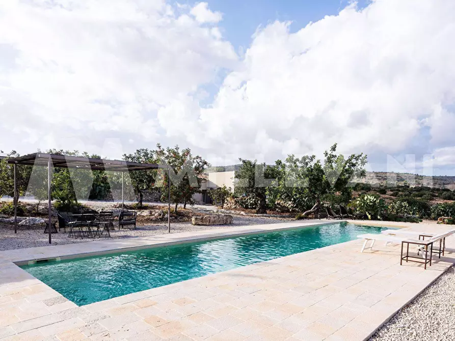 Immagine 27 di Villa in vendita  in contrada pantarello a Noto