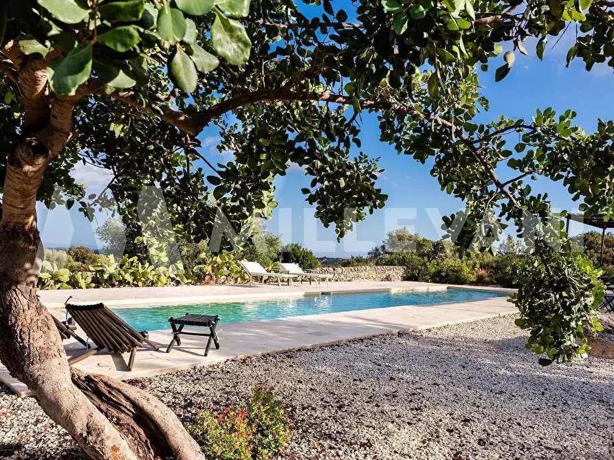 Immagine 28 di Villa in vendita  in contrada pantarello a Noto