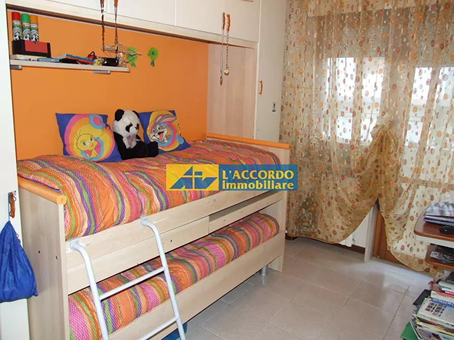 Immagine 7 di Appartamento in vendita  in VIA SCARAVIGLIA a Chieti