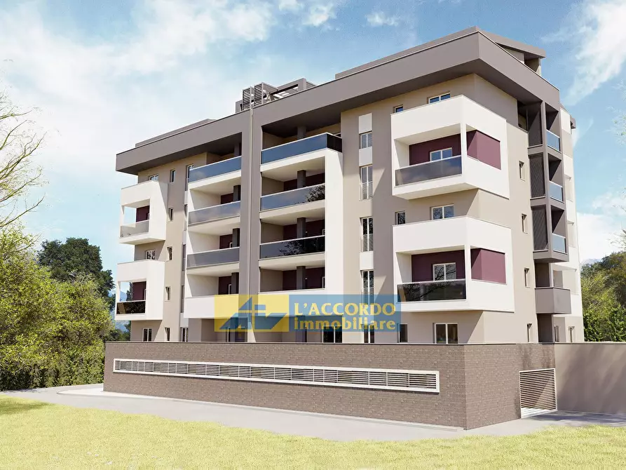 Immagine 1 di Appartamento in vendita  a Chieti