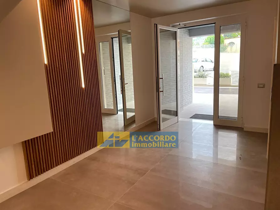 Immagine 17 di Appartamento in vendita  a Chieti