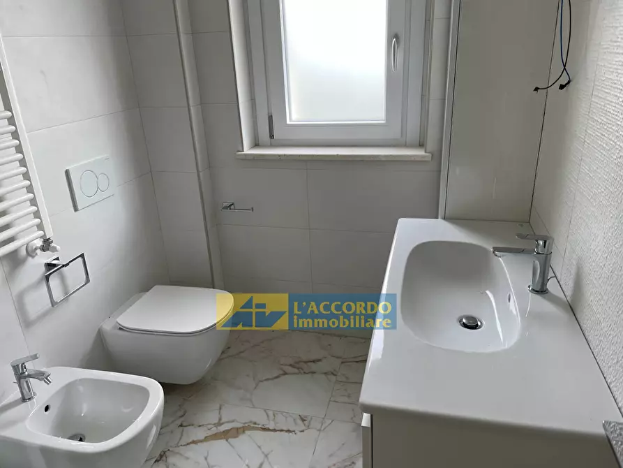 Immagine 12 di Appartamento in vendita  a Chieti