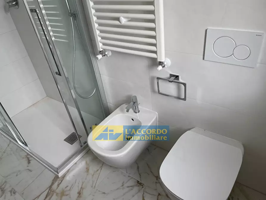 Immagine 14 di Appartamento in vendita  a Chieti