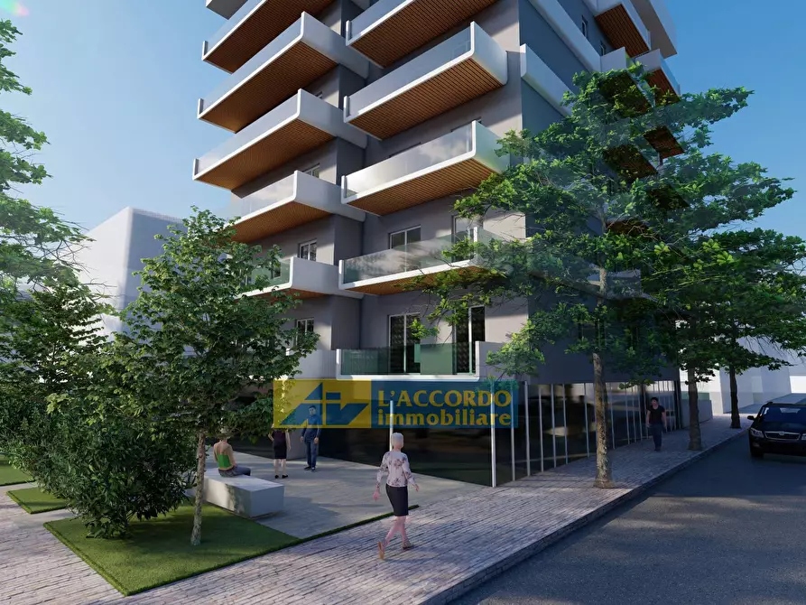 Immagine 5 di Locale commerciale in vendita  in VIA COLONNETTA a Chieti