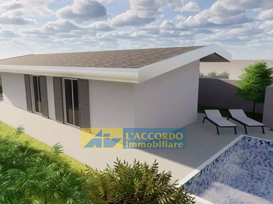 Immagine 13 di Villa in vendita  in TRE CROCI a Cepagatti