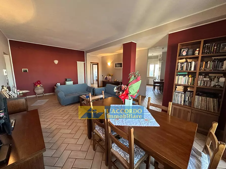 Immagine 5 di Appartamento in vendita  in Via Celano a Chieti