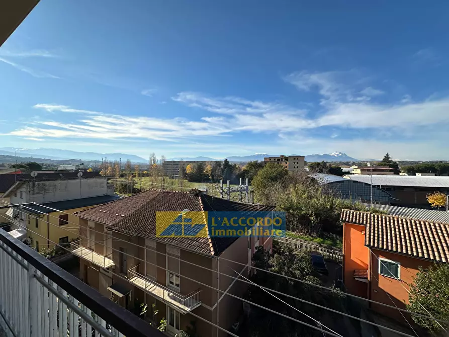 Immagine 28 di Appartamento in vendita  in Via Celano a Chieti