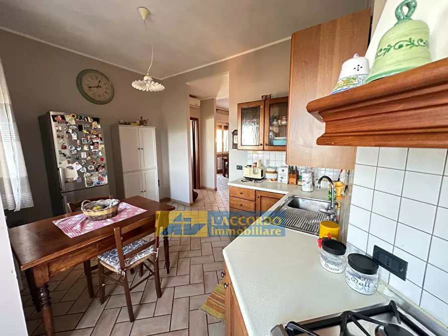 Immagine 13 di Appartamento in vendita  in Via Celano a Chieti