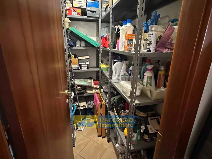 Immagine 21 di Appartamento in vendita  in Via Celano a Chieti