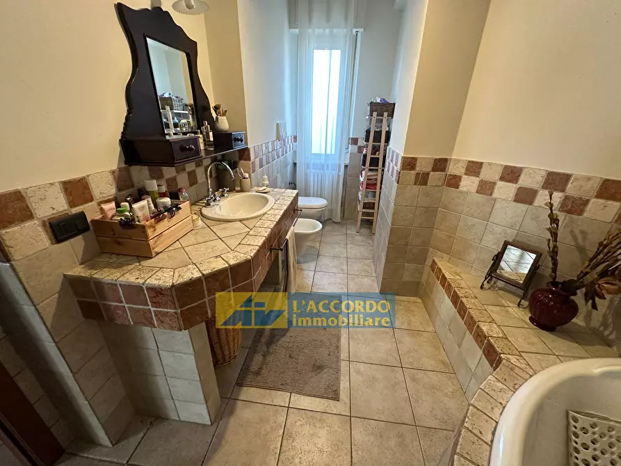 Immagine 25 di Appartamento in vendita  in Via Celano a Chieti