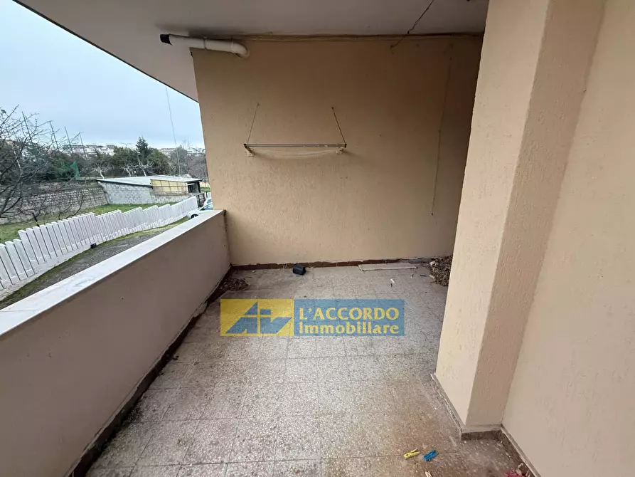 Immagine 7 di Locale commerciale in vendita  in VIA SULMONA a Chieti