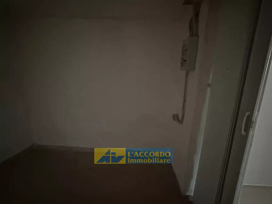 Immagine 11 di Locale commerciale in vendita  in VIA GABRIELE D'ANNUNZIO a Cepagatti