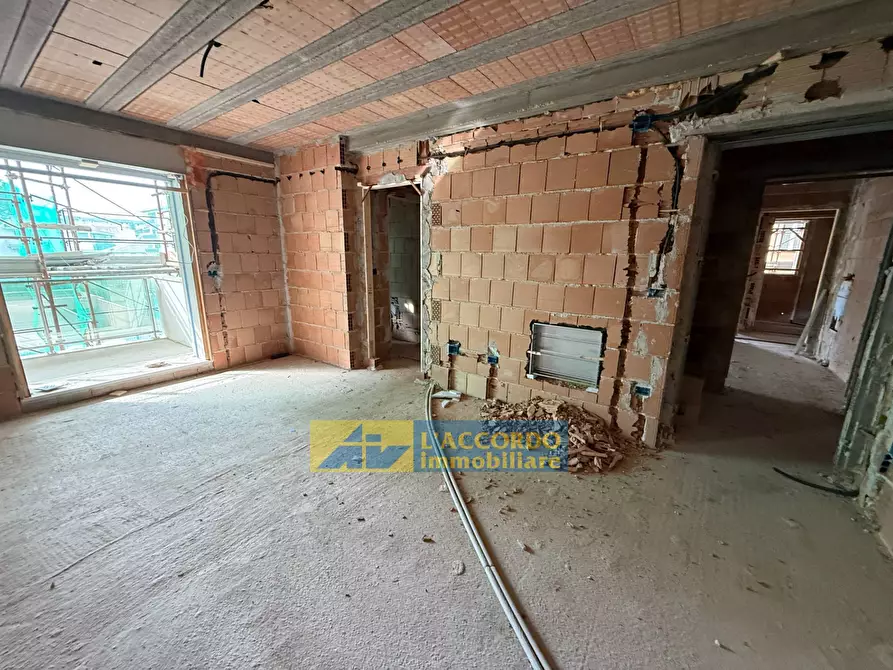 Immagine 18 di Locale commerciale in vendita  in VIA COLONNETTA a Chieti