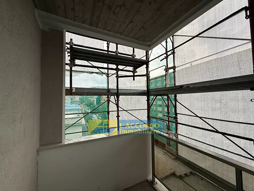 Immagine 20 di Locale commerciale in vendita  in VIA COLONNETTA a Chieti