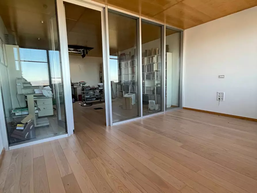 Immagine 11 di Ufficio in vendita  in via XXV Aprile a Ariano Irpino