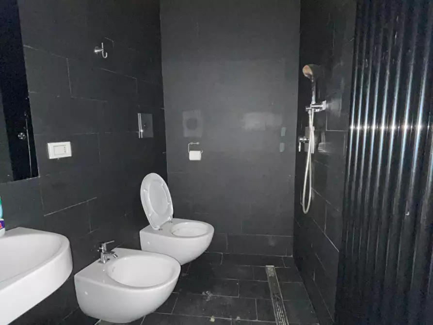 Immagine 13 di Ufficio in vendita  in via XXV Aprile a Ariano Irpino