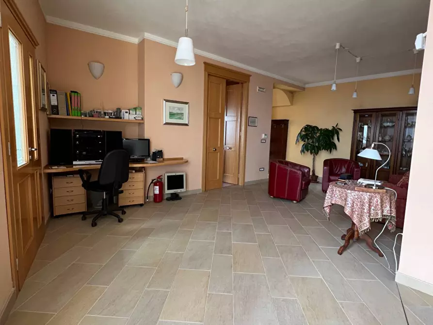 Immagine 14 di Villa in vendita  in via desabramo a Ariano Irpino