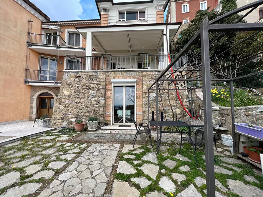 Immagine 10 di Villa in vendita  in via desabramo a Ariano Irpino