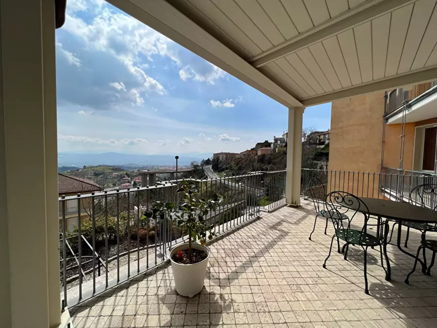 Immagine 31 di Villa in vendita  in via desabramo a Ariano Irpino