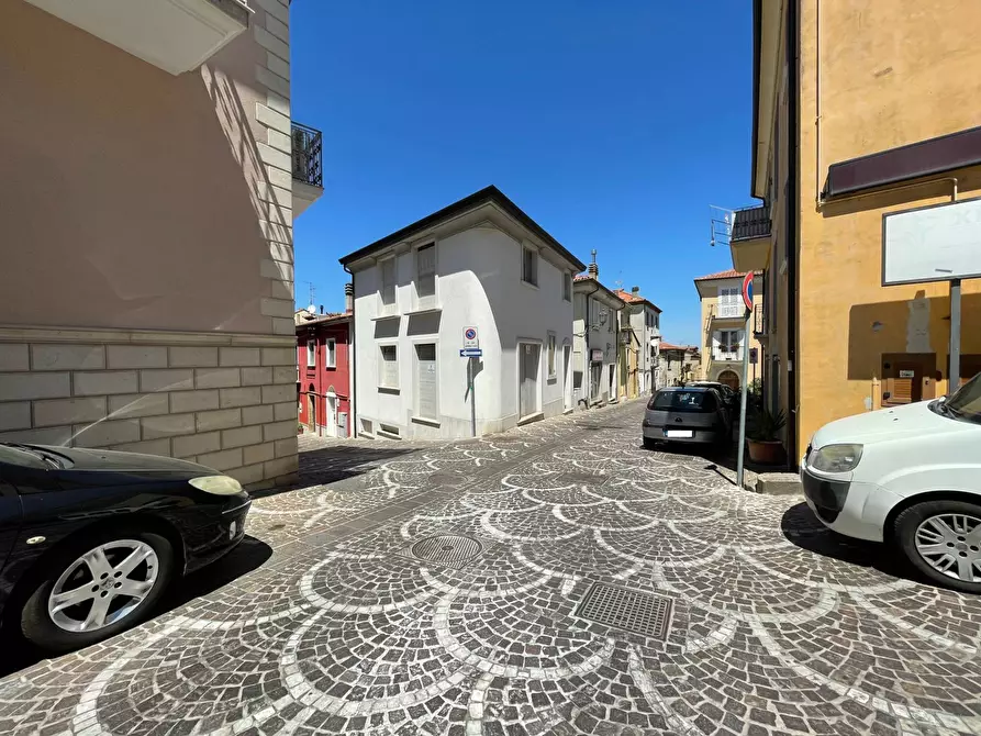Immagine 17 di Casa semindipendente in vendita  in via umberto I a Ariano Irpino