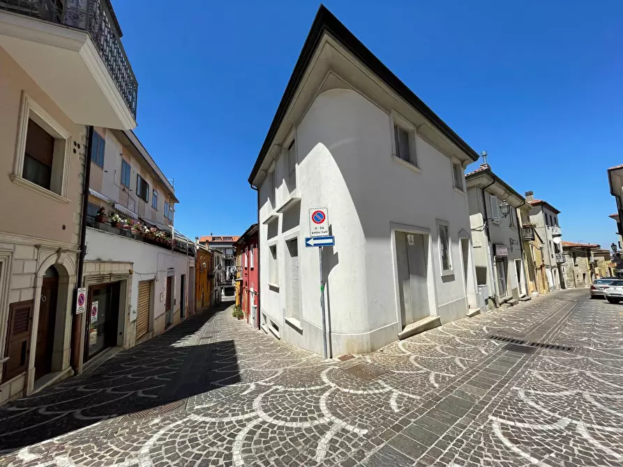 Immagine 3 di Casa semindipendente in vendita  in via umberto I a Ariano Irpino