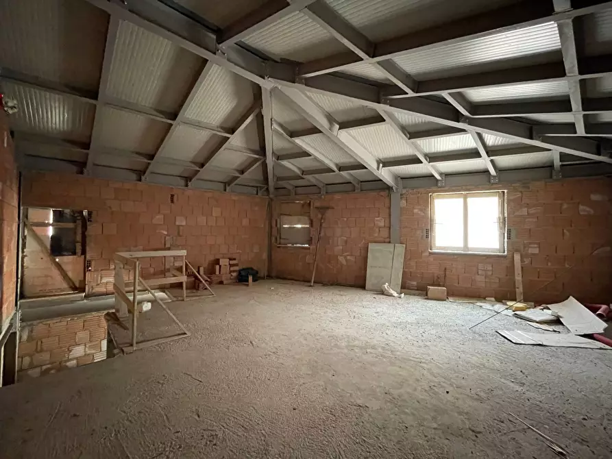 Immagine 9 di Casa semindipendente in vendita  in via umberto I a Ariano Irpino