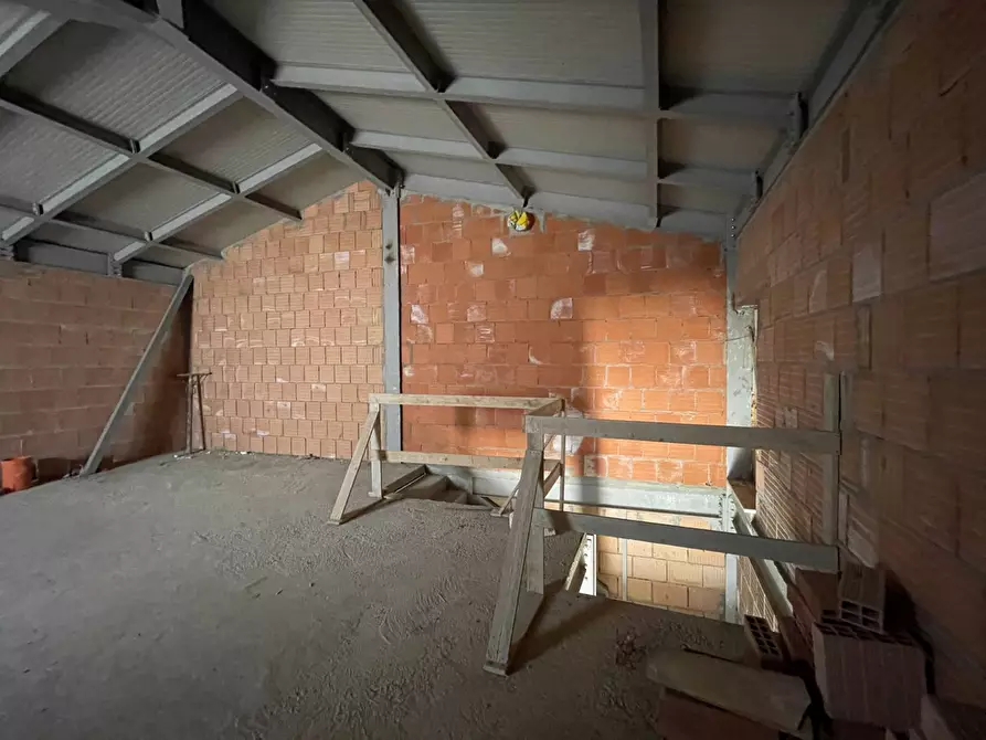 Immagine 11 di Casa semindipendente in vendita  in via umberto I a Ariano Irpino