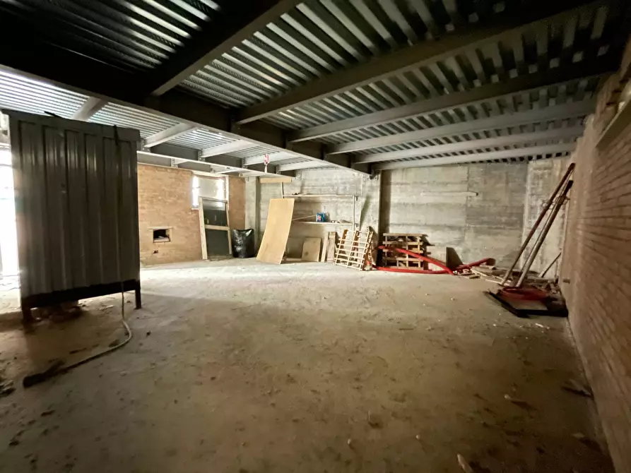 Immagine 16 di Casa semindipendente in vendita  in via umberto I a Ariano Irpino