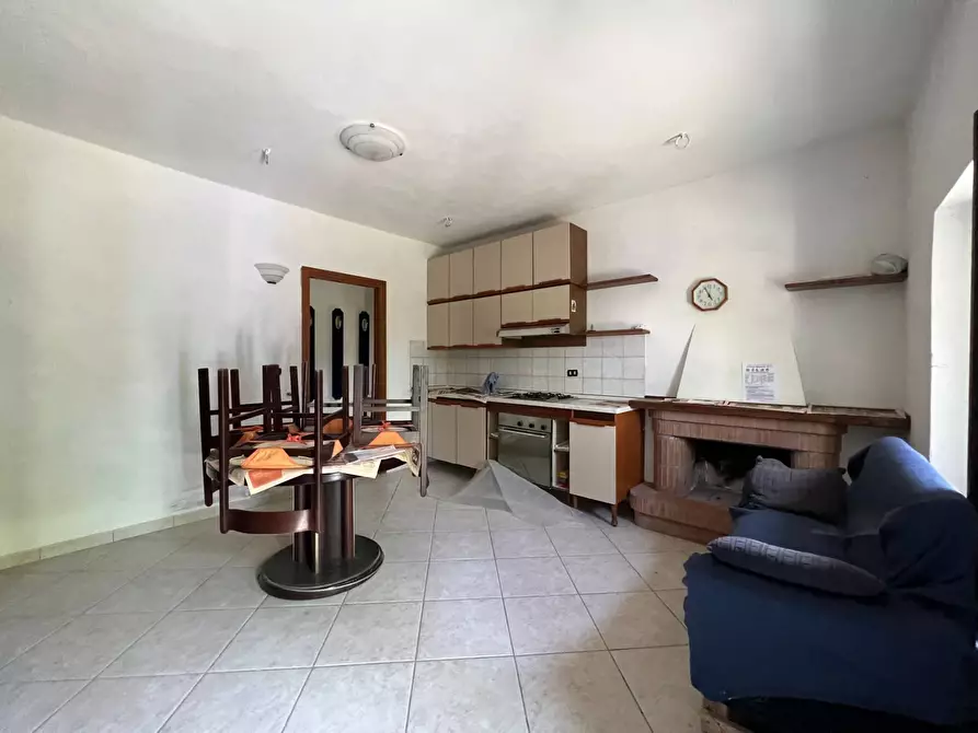 Immagine 2 di Casa semindipendente in vendita  in via Molini 11 a Trevico