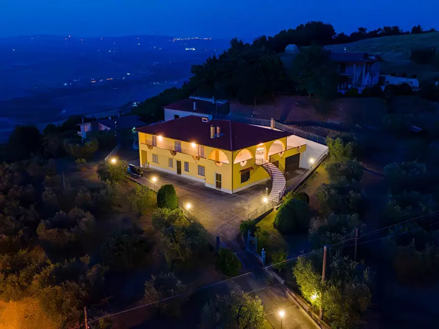 Immagine 24 di Casa semindipendente in vendita  in contrada bosco a Ariano Irpino