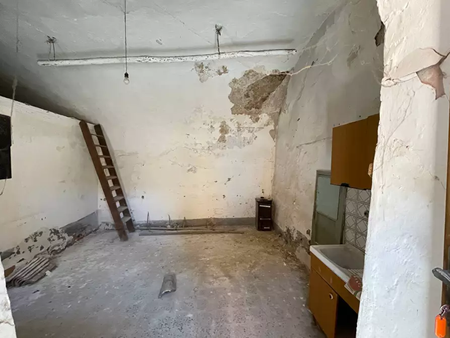 Immagine 4 di Appartamento in vendita  in via Francesco de Sanctis 29-31 a Greci