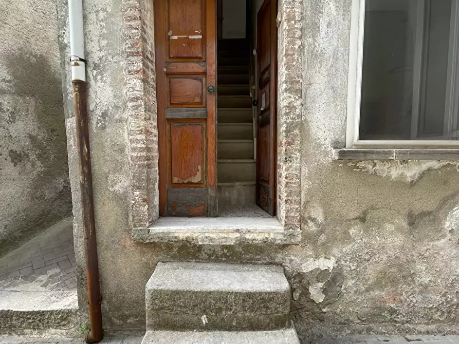 Immagine 11 di Casa semindipendente in vendita  in via Limone 17 a Anzano Di Puglia