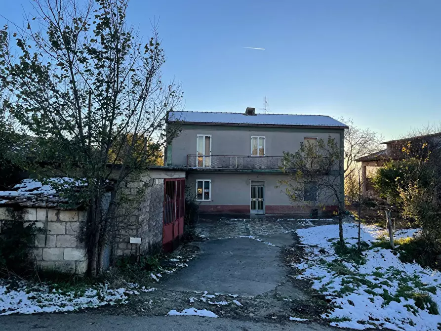 Immagine 2 di Casa indipendente in vendita  in c/da Maddalena a Ariano Irpino