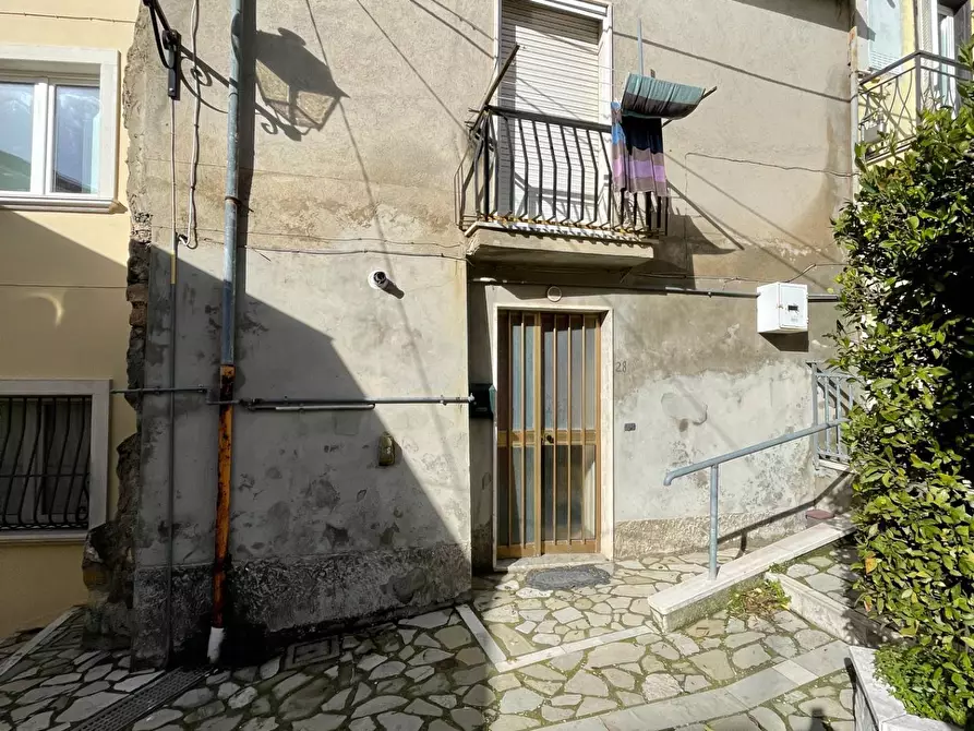 Immagine 1 di Casa semindipendente in vendita  in Vicolo Figlioli a Ariano Irpino