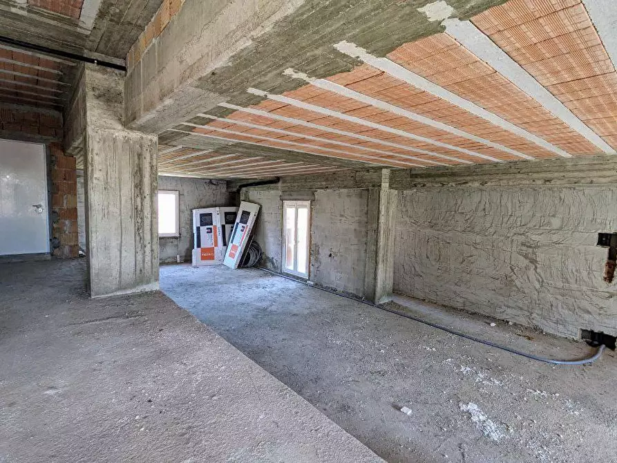 Immagine 7 di Ufficio in affitto  in piazza Giuseppe Mazzini a Ariano Irpino