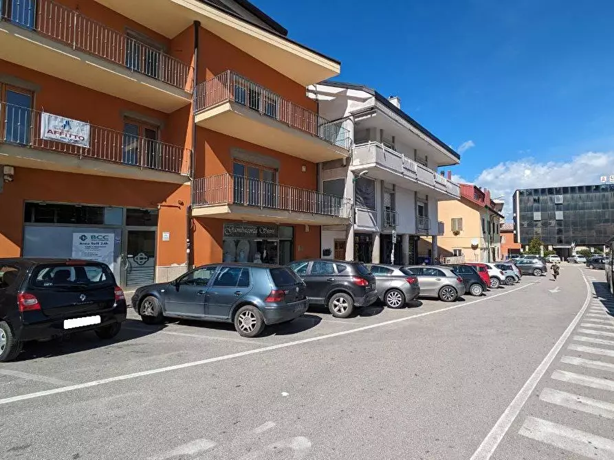 Immagine 10 di Ufficio in affitto  in piazza Giuseppe Mazzini a Ariano Irpino