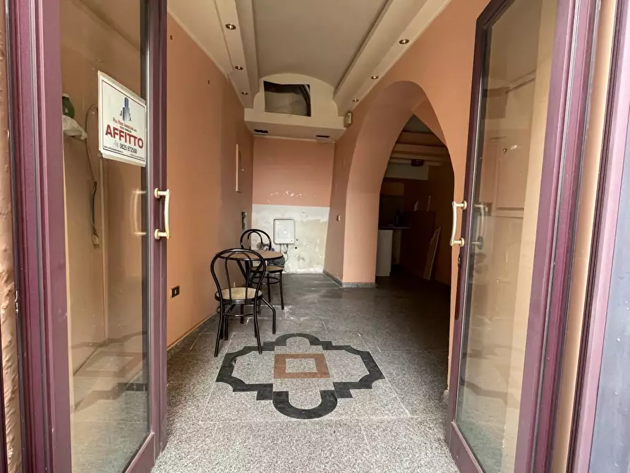 Immagine 4 di Locale commerciale in affitto  in via Roma 17 a Ariano Irpino