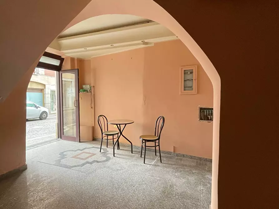 Immagine 7 di Locale commerciale in affitto  in via Roma 17 a Ariano Irpino