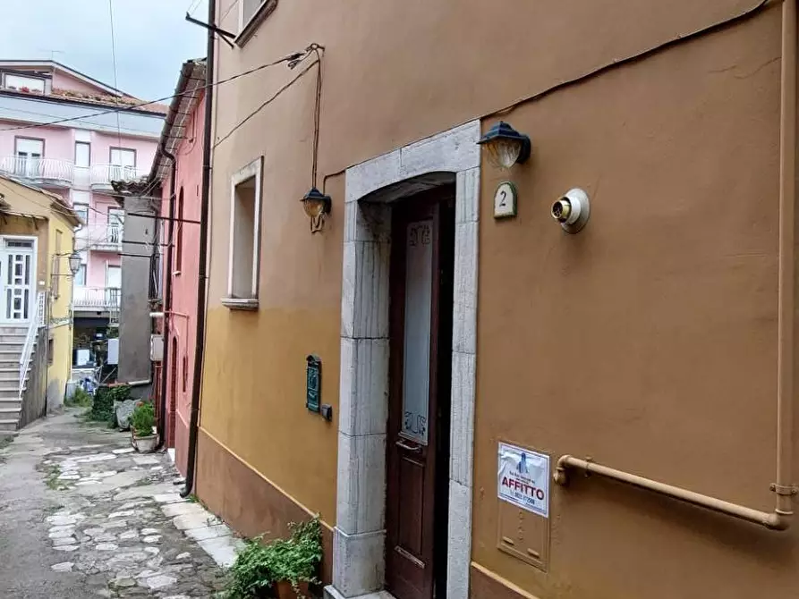 Immagine 2 di Casa semindipendente in affitto  in via vitale a Ariano Irpino