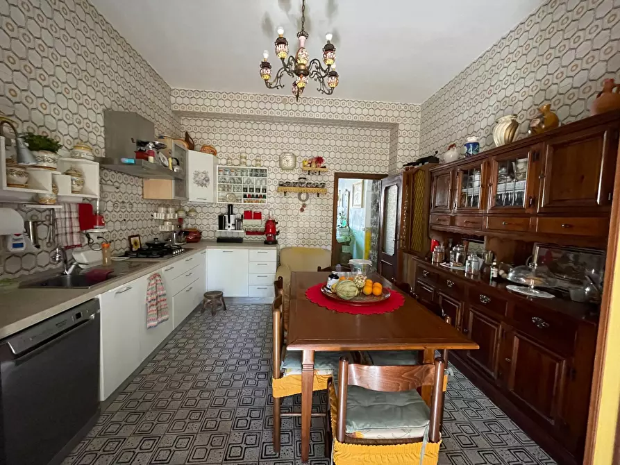 Immagine 12 di Appartamento in vendita  in via giacomo matteotti 50 a Ariano Irpino