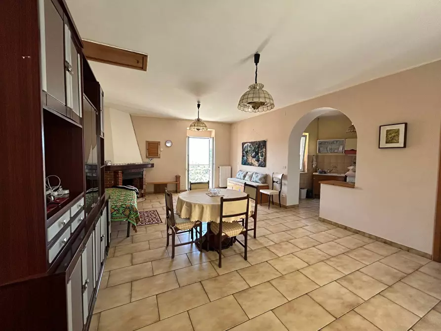 Immagine 4 di Casa semindipendente in vendita  in via Finestroni 16 a Greci