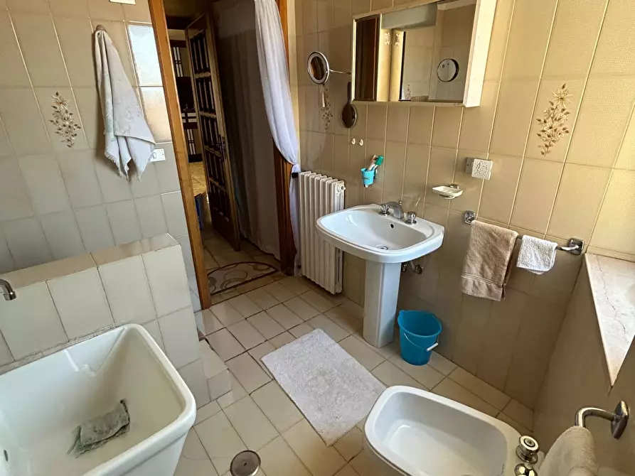 Immagine 14 di Casa semindipendente in vendita  in via Finestroni 16 a Greci