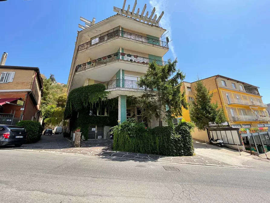 Immagine 2 di Appartamento in vendita  in corso vittorio emanuele a Ariano Irpino