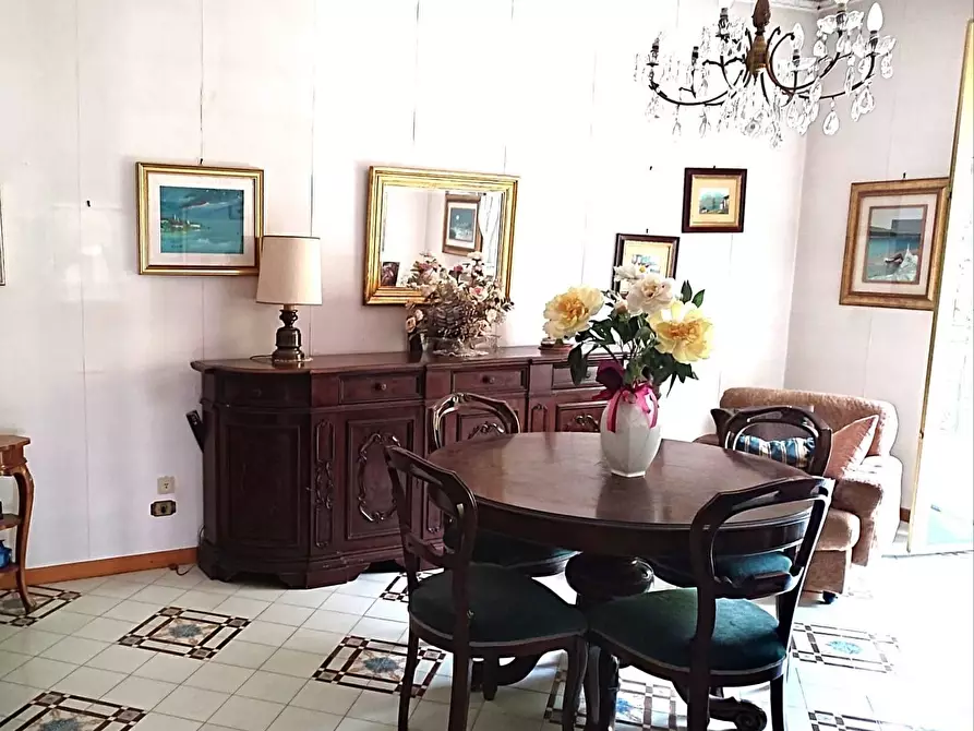 Immagine 18 di Appartamento in vendita  in corso vittorio emanuele a Ariano Irpino