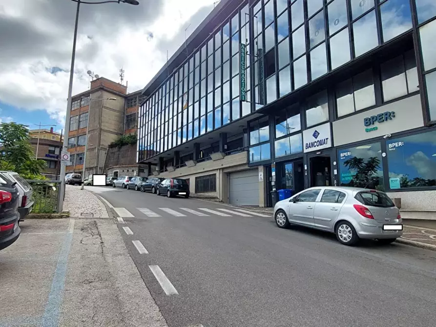 Immagine 8 di Locale commerciale in affitto  in via XXV aprile a Ariano Irpino