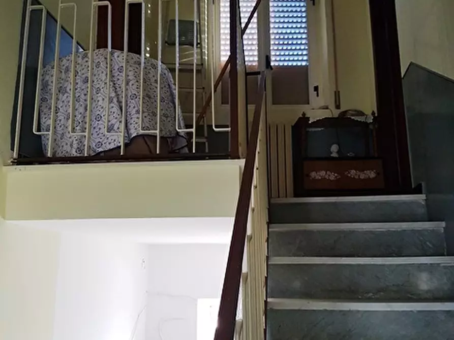 Immagine 13 di Casa semindipendente in vendita  in via dietro corte 2 a Montecalvo Irpino