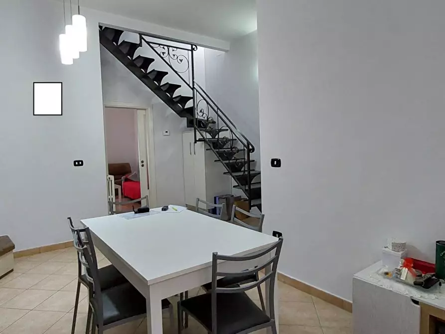 Immagine 6 di Casa semindipendente in vendita  in via orti a Greci