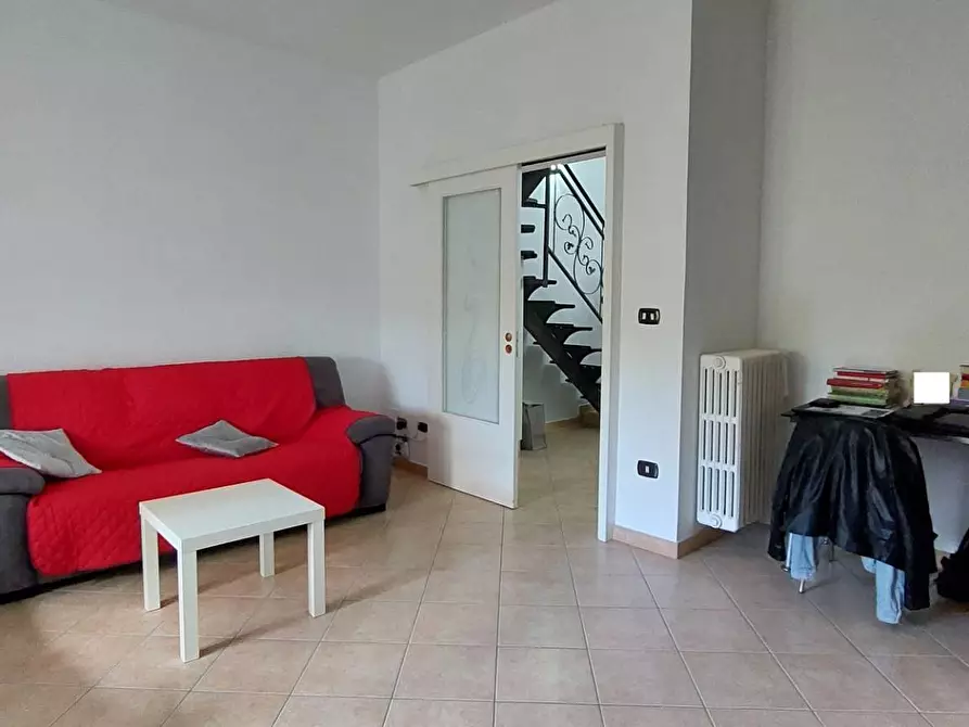 Immagine 11 di Casa semindipendente in vendita  in via orti a Greci